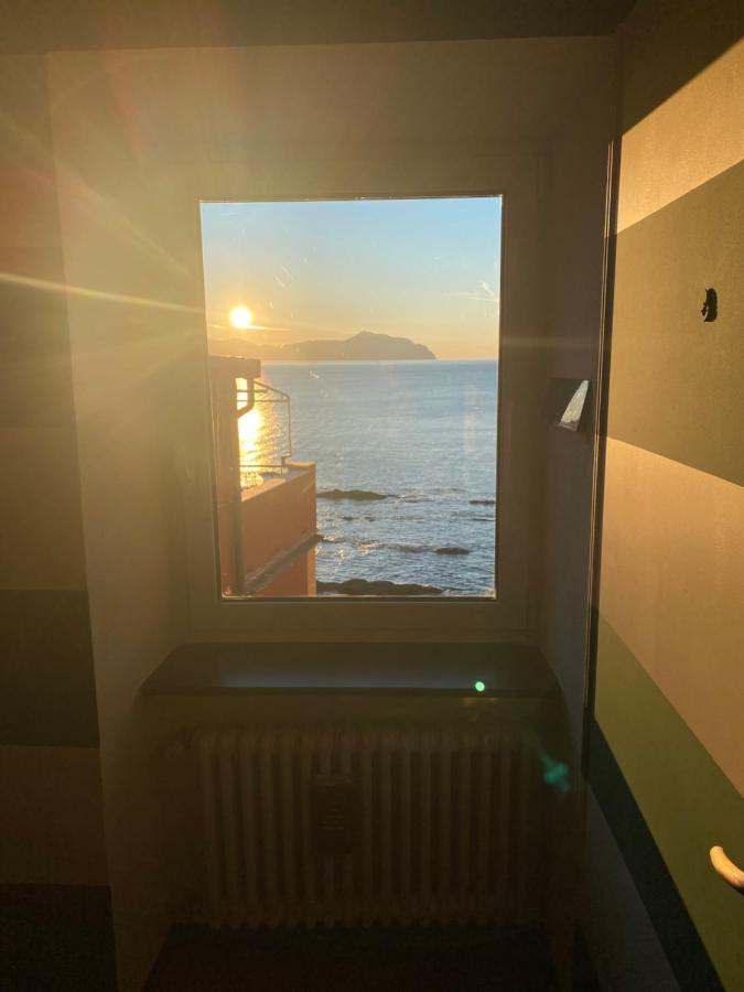 Mare&Focaccia Apartment Genoa Bagian luar foto